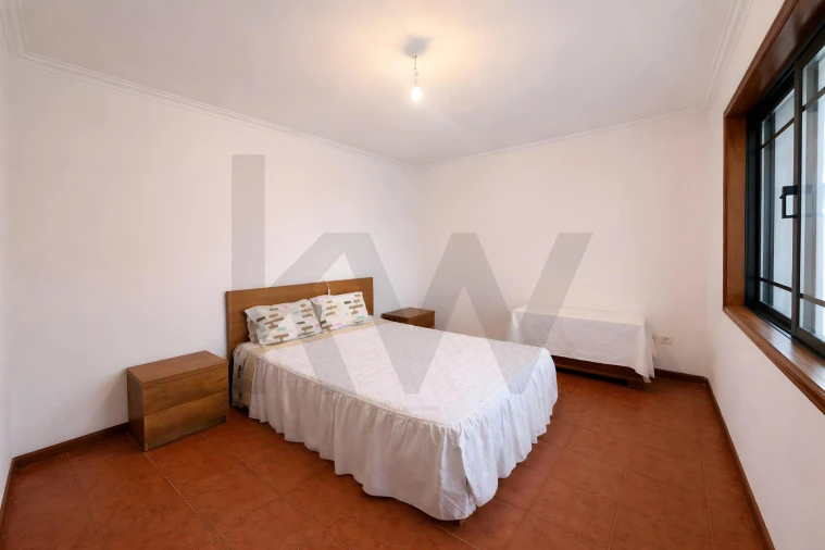 Moradia T3 para Venda em Caldas de São Jorge e Pigeiros Foto 16