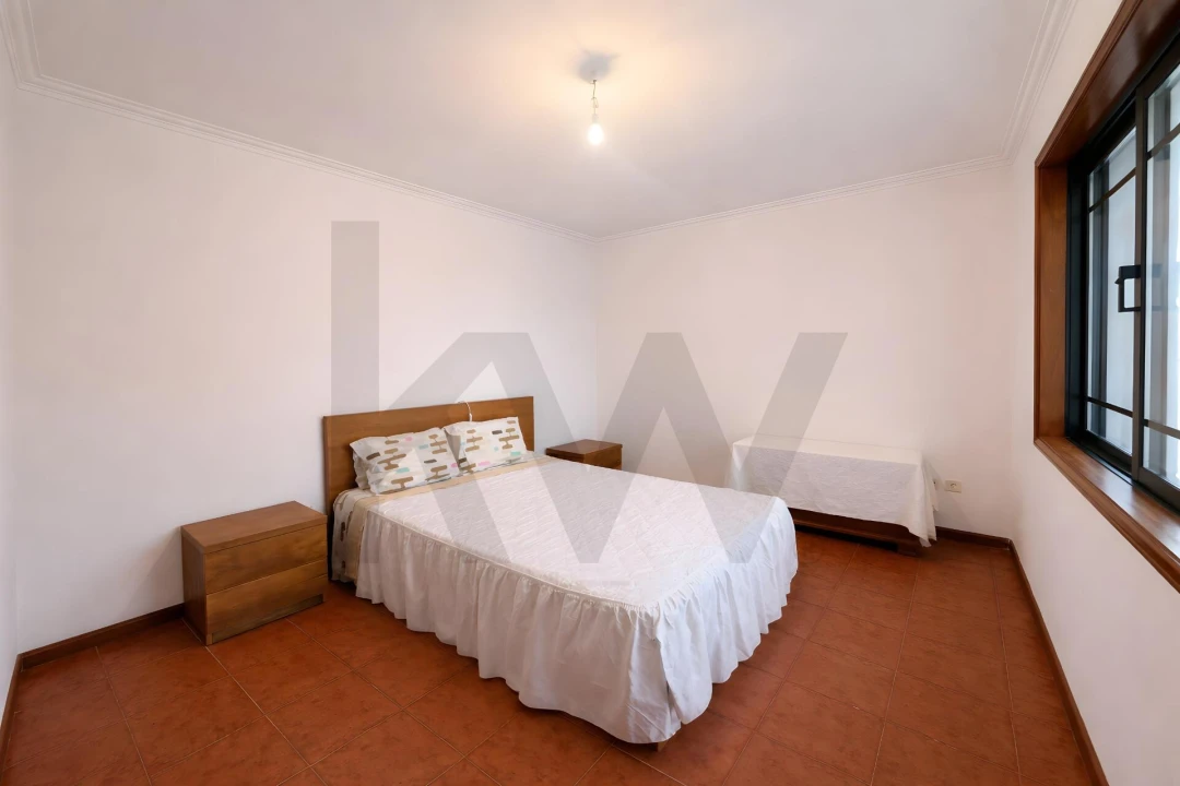 Moradia T3 para Venda em Caldas de São Jorge e Pigeiros Foto 16