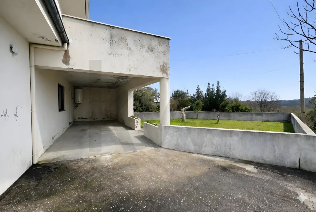 Moradia T3 para Venda em Caldas de São Jorge e Pigeiros Foto 27