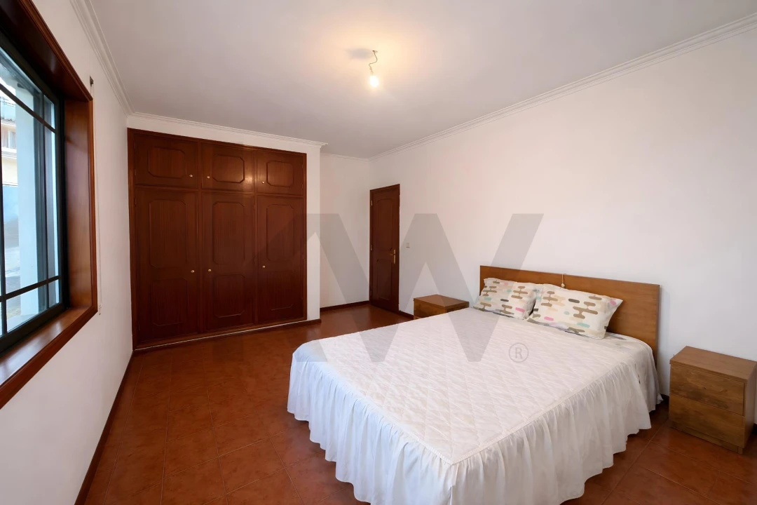 Moradia T3 para Venda em Caldas de São Jorge e Pigeiros Foto 15