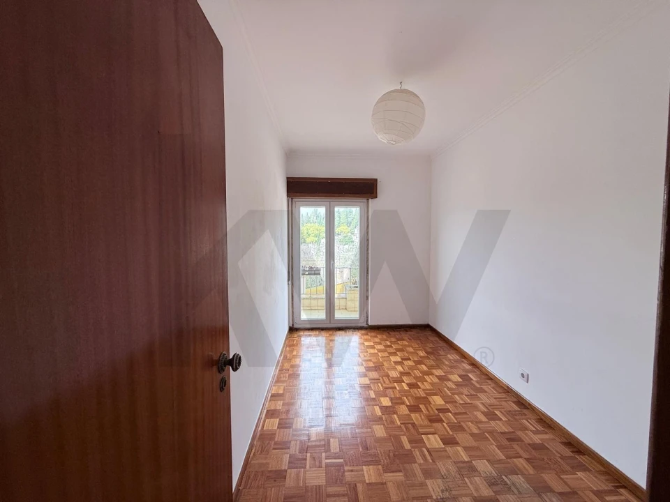 Apartamento T2 para Arrendamento em Estrela Foto 5