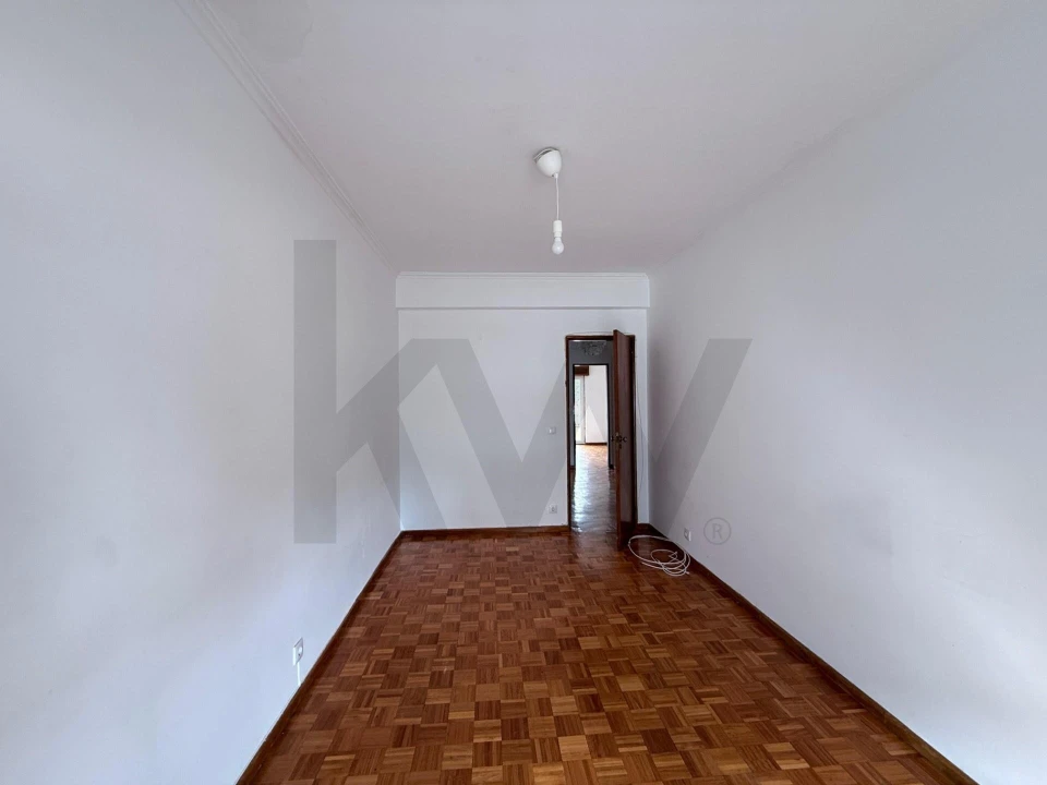 Apartamento T2 para Arrendamento em Estrela Foto 4