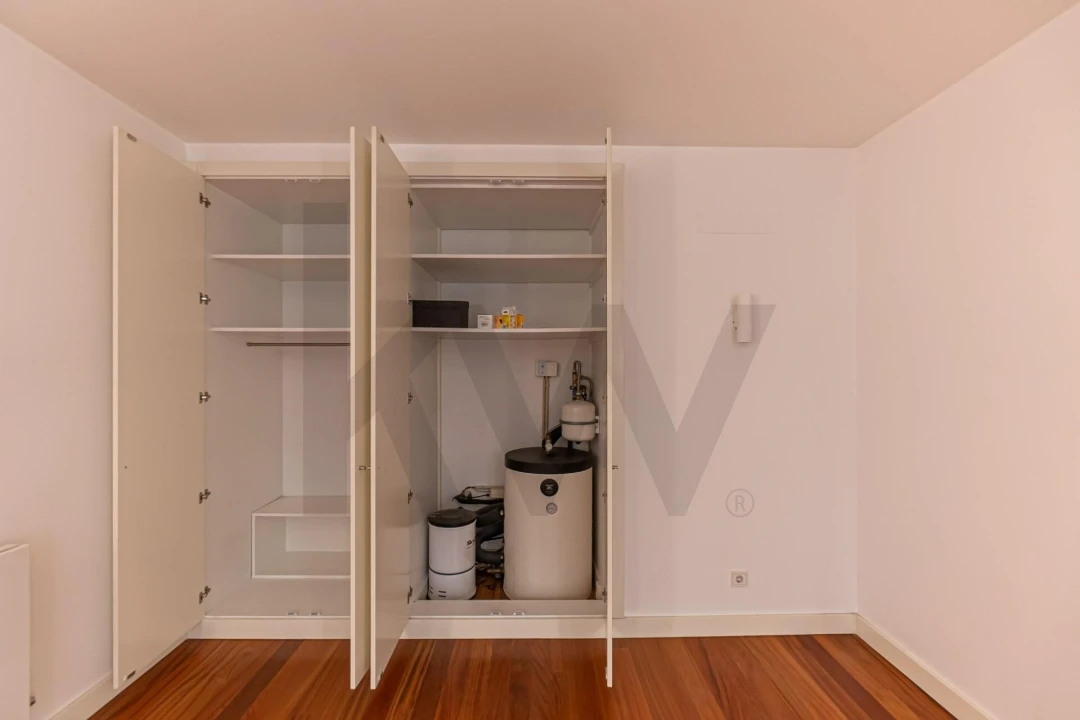 Apartamento T1 para Arrendamento em Aldoar, Foz do Douro e Nevogilde Foto 20
