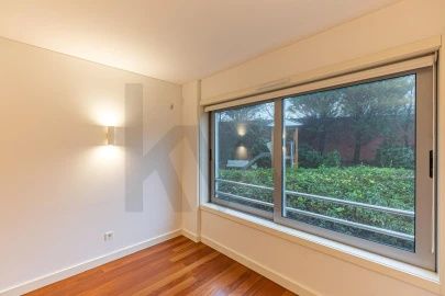 Apartamento T1 para Arrendamento em Aldoar, Foz do Douro e Nevogilde