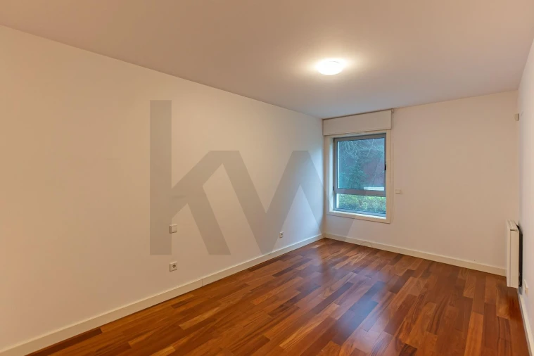 Apartamento T1 para Arrendamento em Aldoar, Foz do Douro e Nevogilde Foto 12