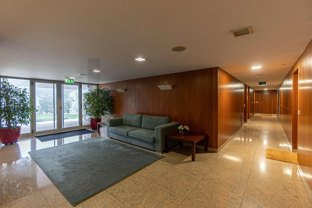 Apartamento T1 para Arrendamento em Aldoar, Foz do Douro e Nevogilde Foto 22