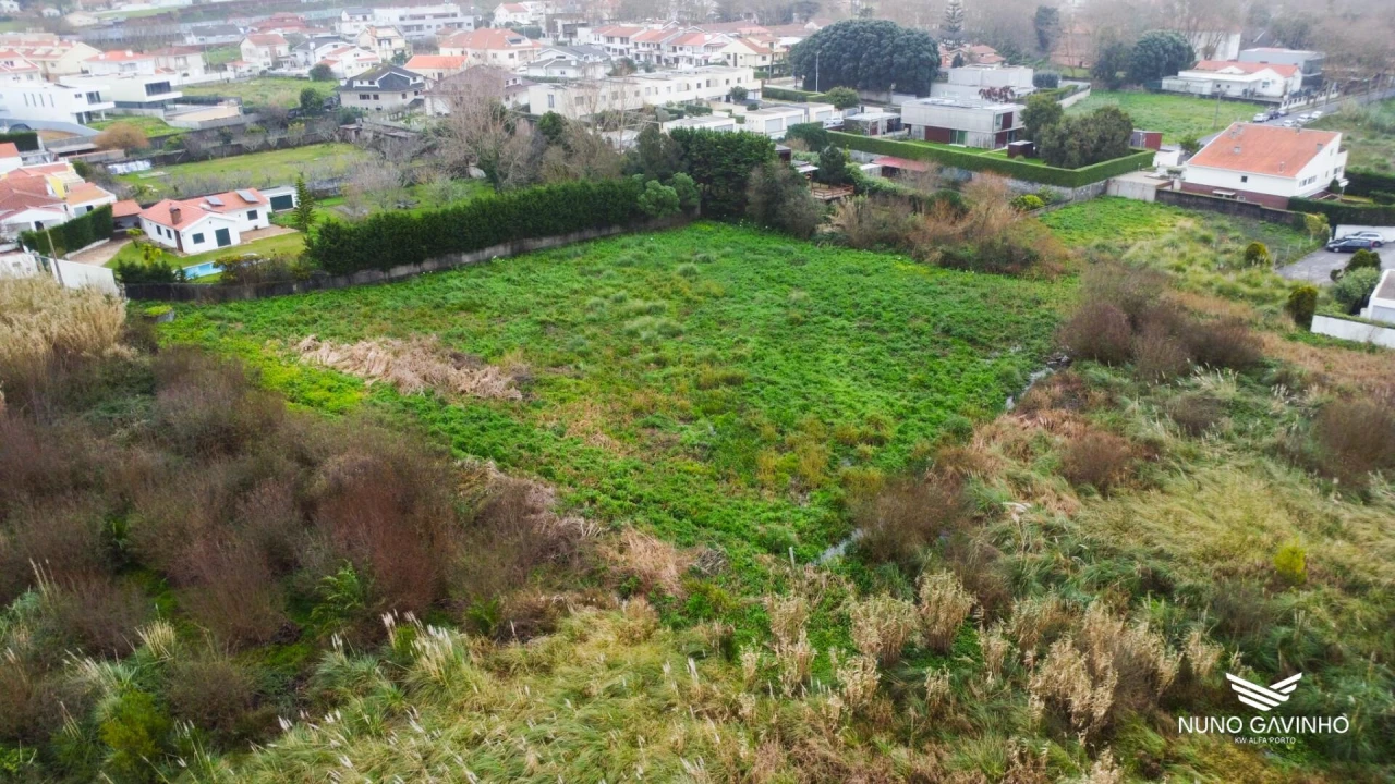 Terreno para Venda em Gulpilhares e Valadares Foto 7