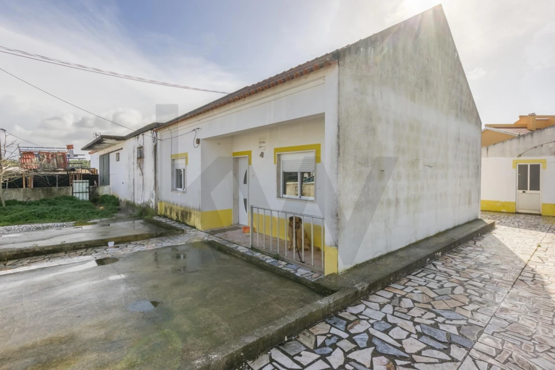 Moradia T2 para Venda em Santo Antonio da Charneca Foto 16