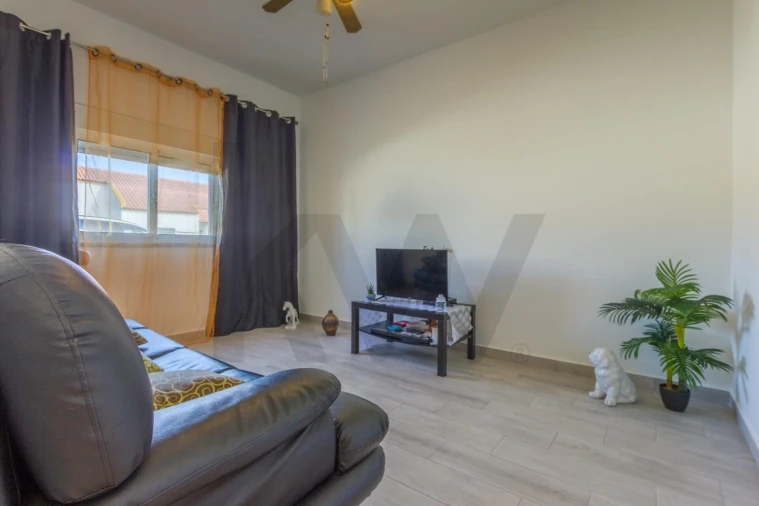 Moradia T2 para Venda em Santo Antonio da Charneca Foto 11