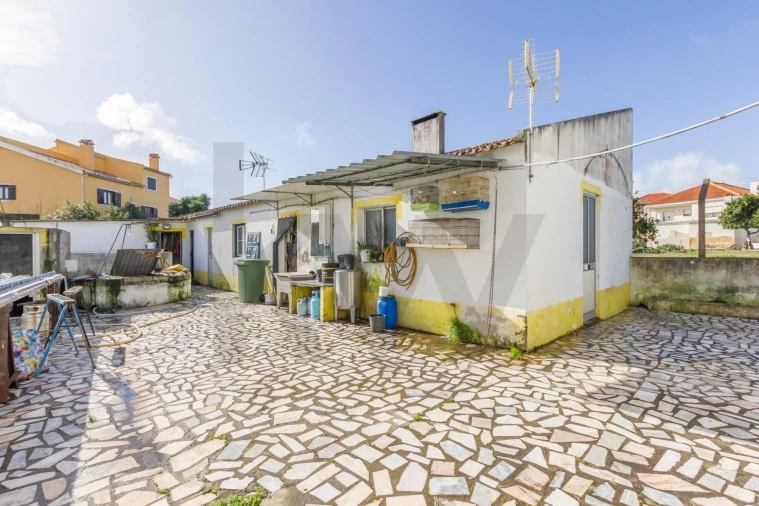 Moradia T2 para Venda em Santo Antonio da Charneca Foto 20