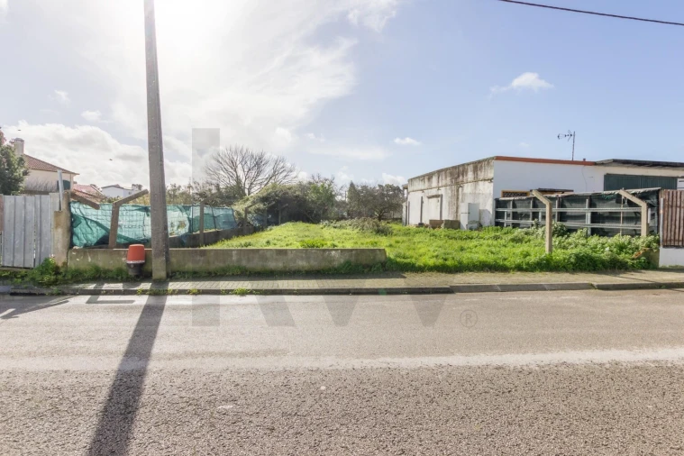 Moradia T2 para Venda em Santo Antonio da Charneca Foto 25