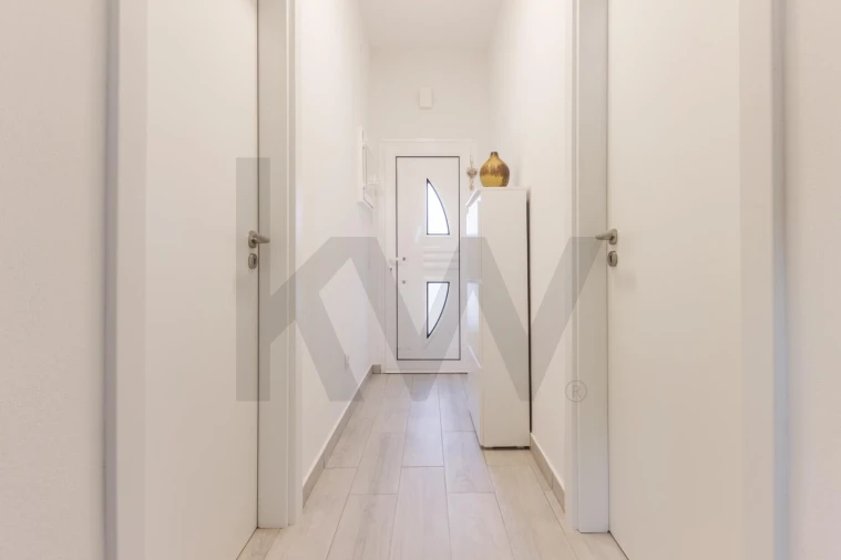 Moradia T2 para Venda em Santo Antonio da Charneca Foto 6