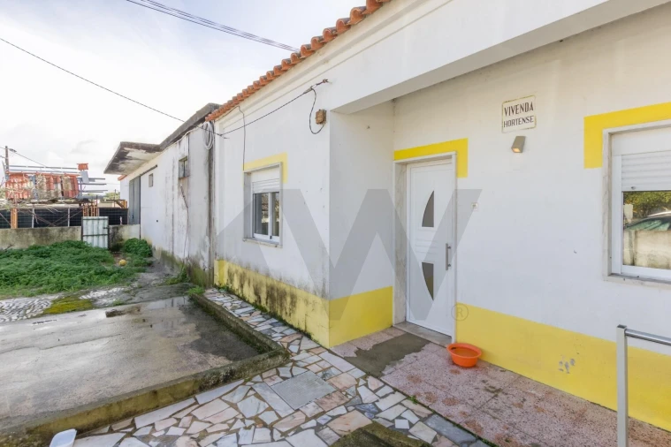 Moradia T2 para Venda em Santo Antonio da Charneca Foto 17