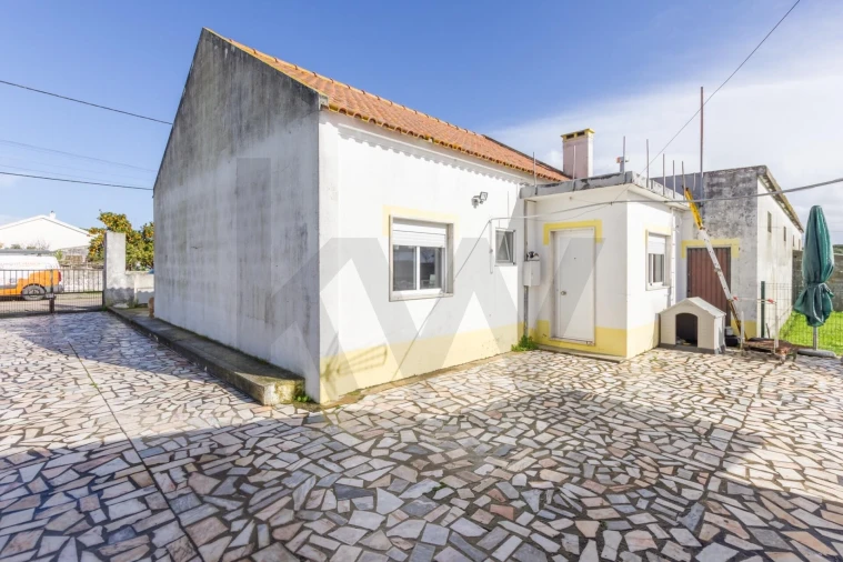 Moradia T2 para Venda em Santo Antonio da Charneca Foto 18