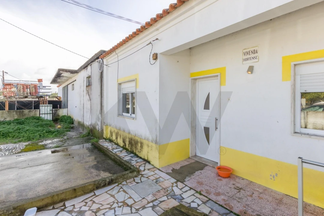 Moradia T2 para Venda em Santo Antonio da Charneca Foto 17