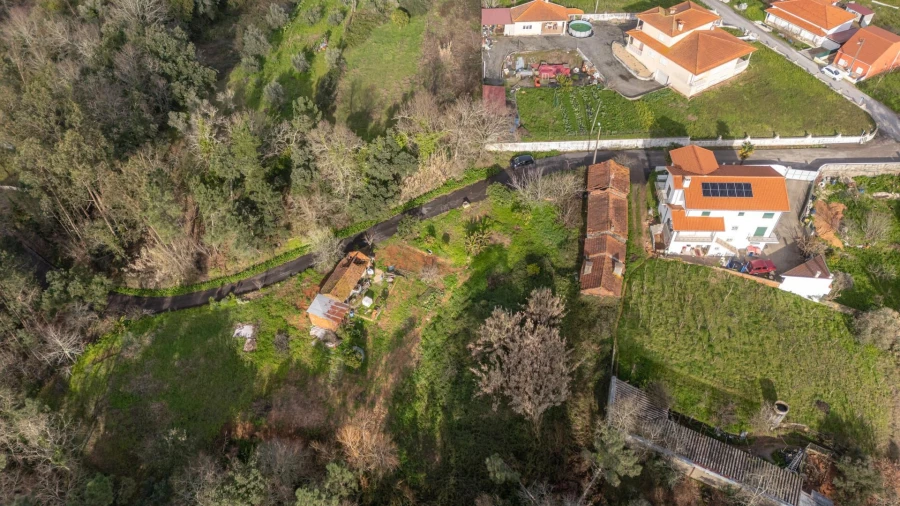 Moradia T1 para Venda em Taveiro, Ameal e Arzila Foto 8