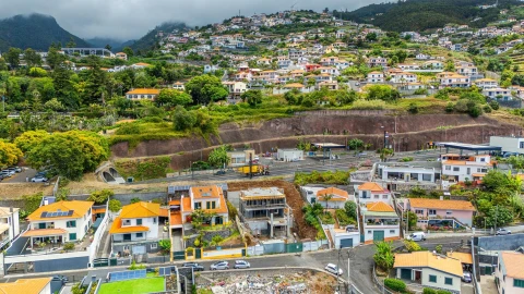 Moradia T4 para Venda em Funchal (Santa Maria Maior)