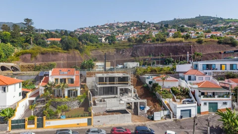 Moradia T4 para Venda em Funchal (Santa Maria Maior)
