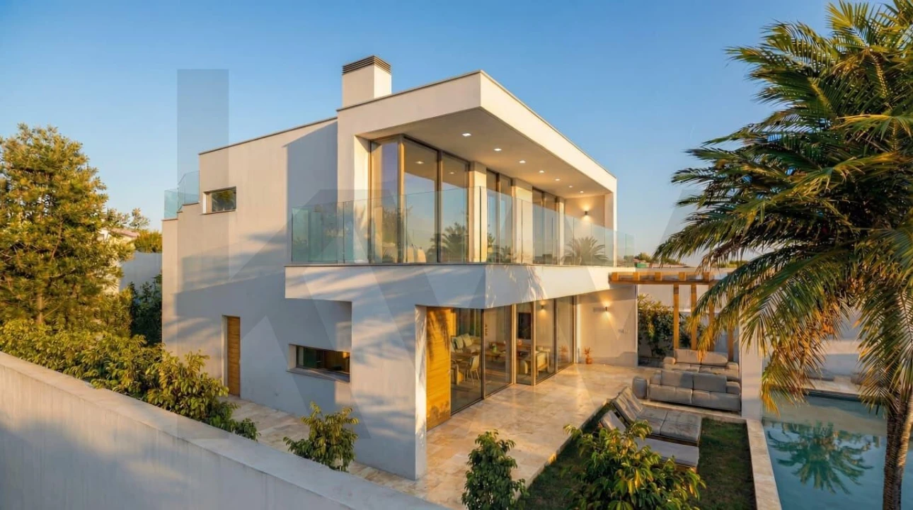 Moradia T4 para Venda em Funchal (Santa Maria Maior) Foto 6