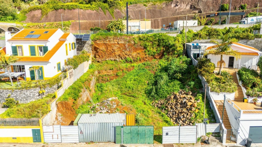 Moradia T4 para Venda em Funchal (Santa Maria Maior) Foto 20