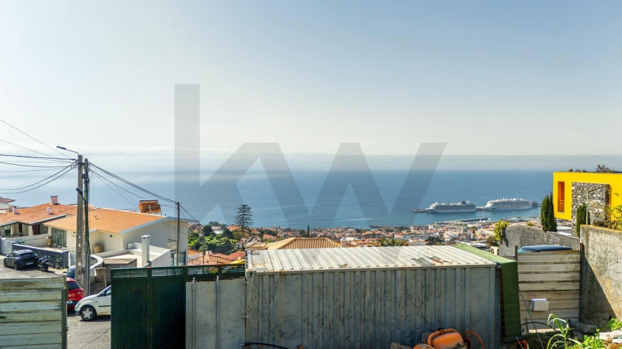 Moradia T4 para Venda em Funchal (Santa Maria Maior) Foto 24