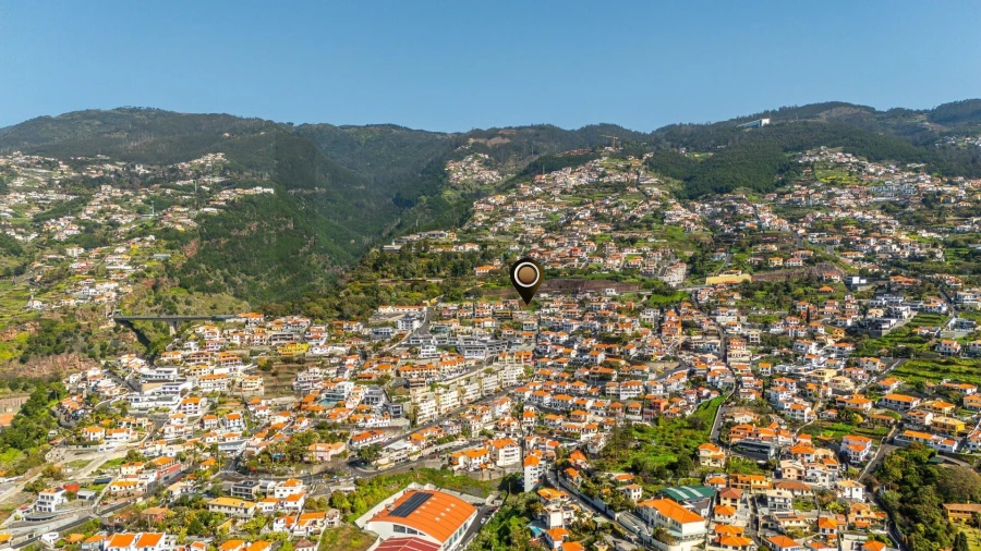 Moradia T4 para Venda em Funchal (Santa Maria Maior) Foto 34