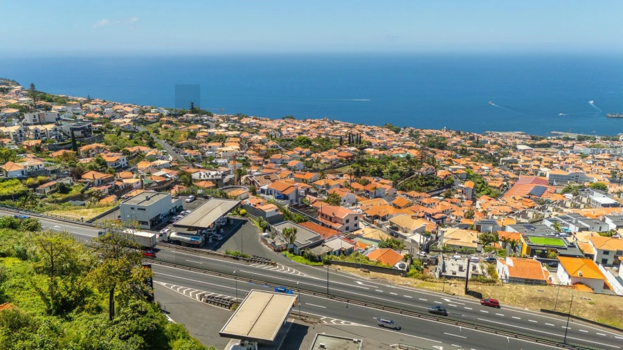 Moradia T4 para Venda em Funchal (Santa Maria Maior) Foto 52