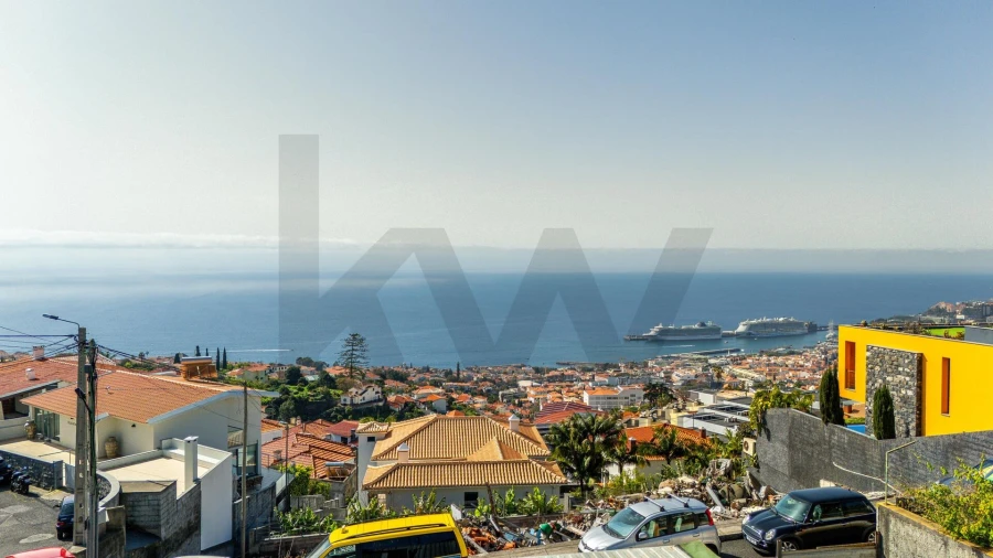 Moradia T4 para Venda em Funchal (Santa Maria Maior) Foto 25