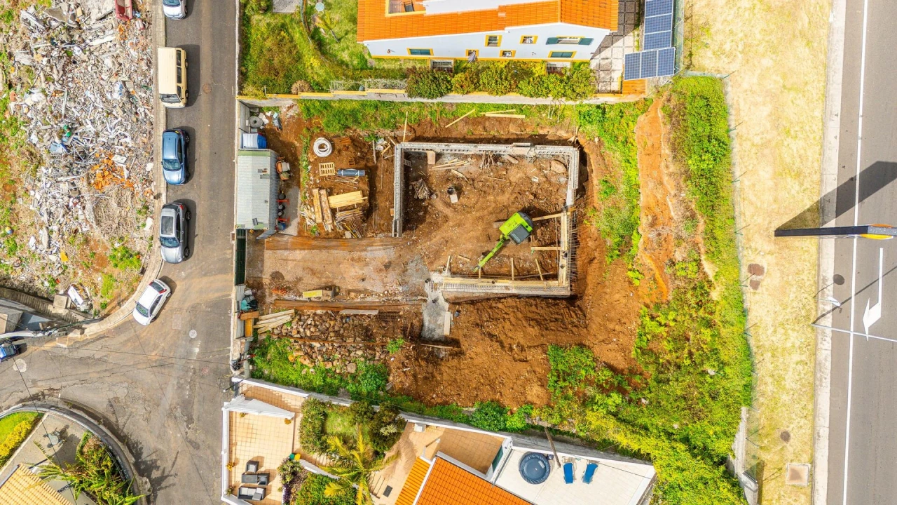 Moradia T4 para Venda em Funchal (Santa Maria Maior) Foto 43