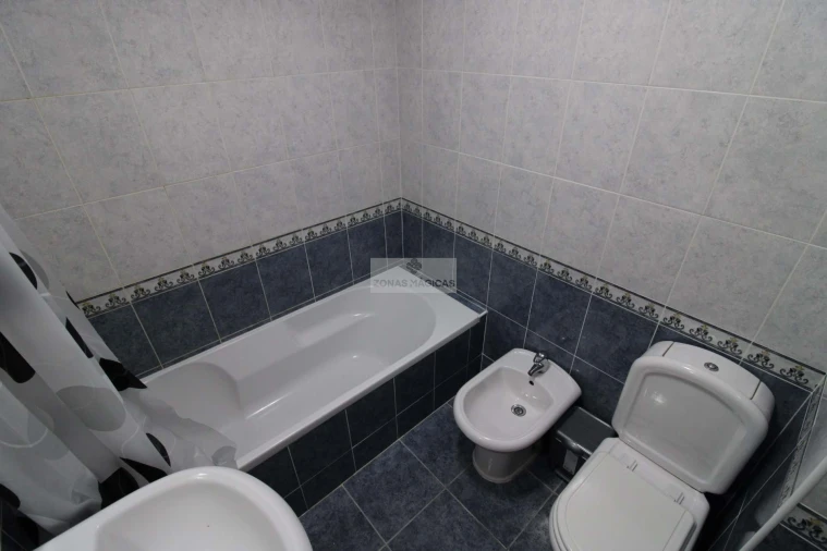 Apartamento T2 para Venda em Lagos (São Sebastião e Santa Maria) Foto 8