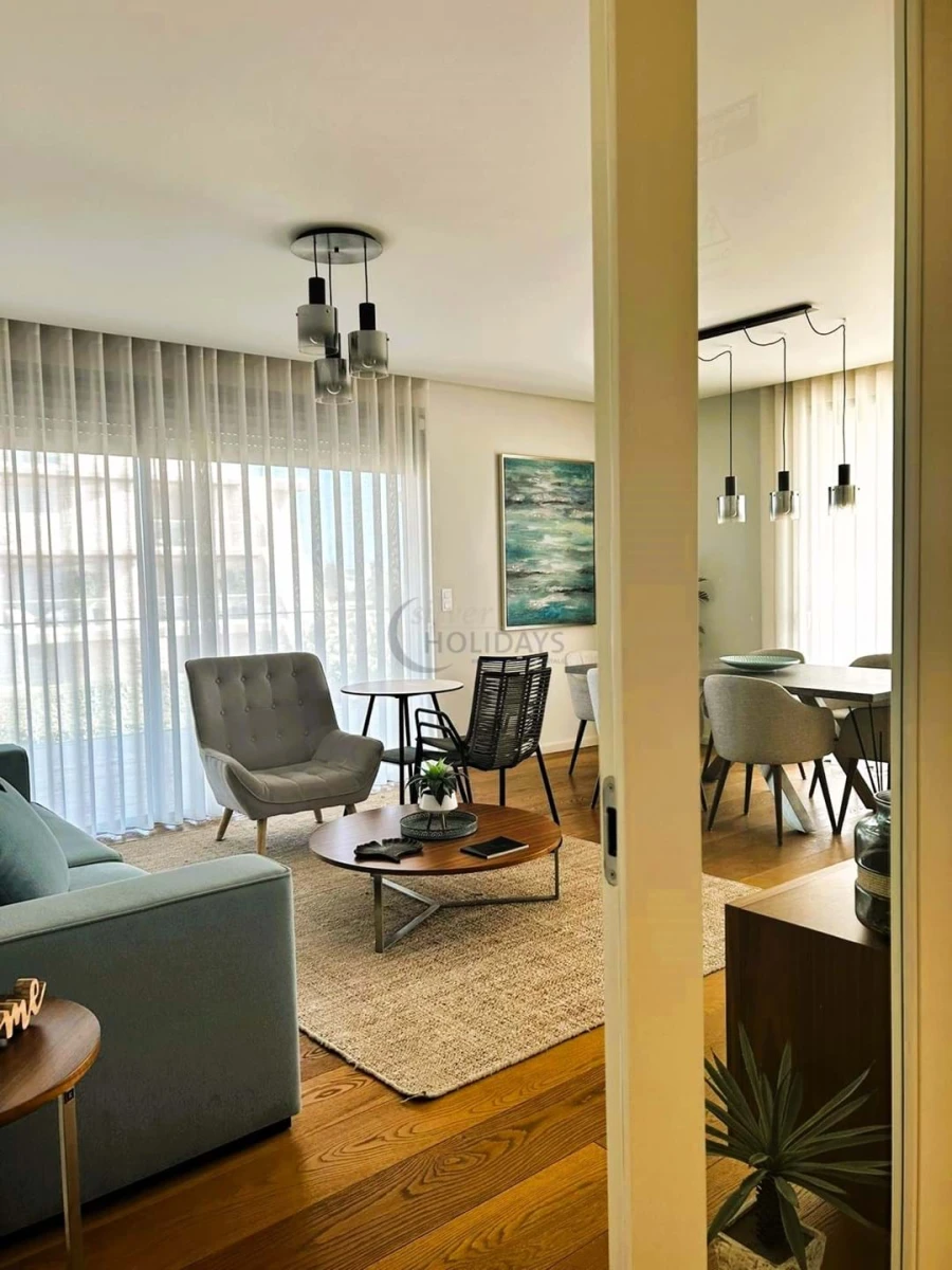 Apartamento T2 para Venda em Quarteira Foto 6