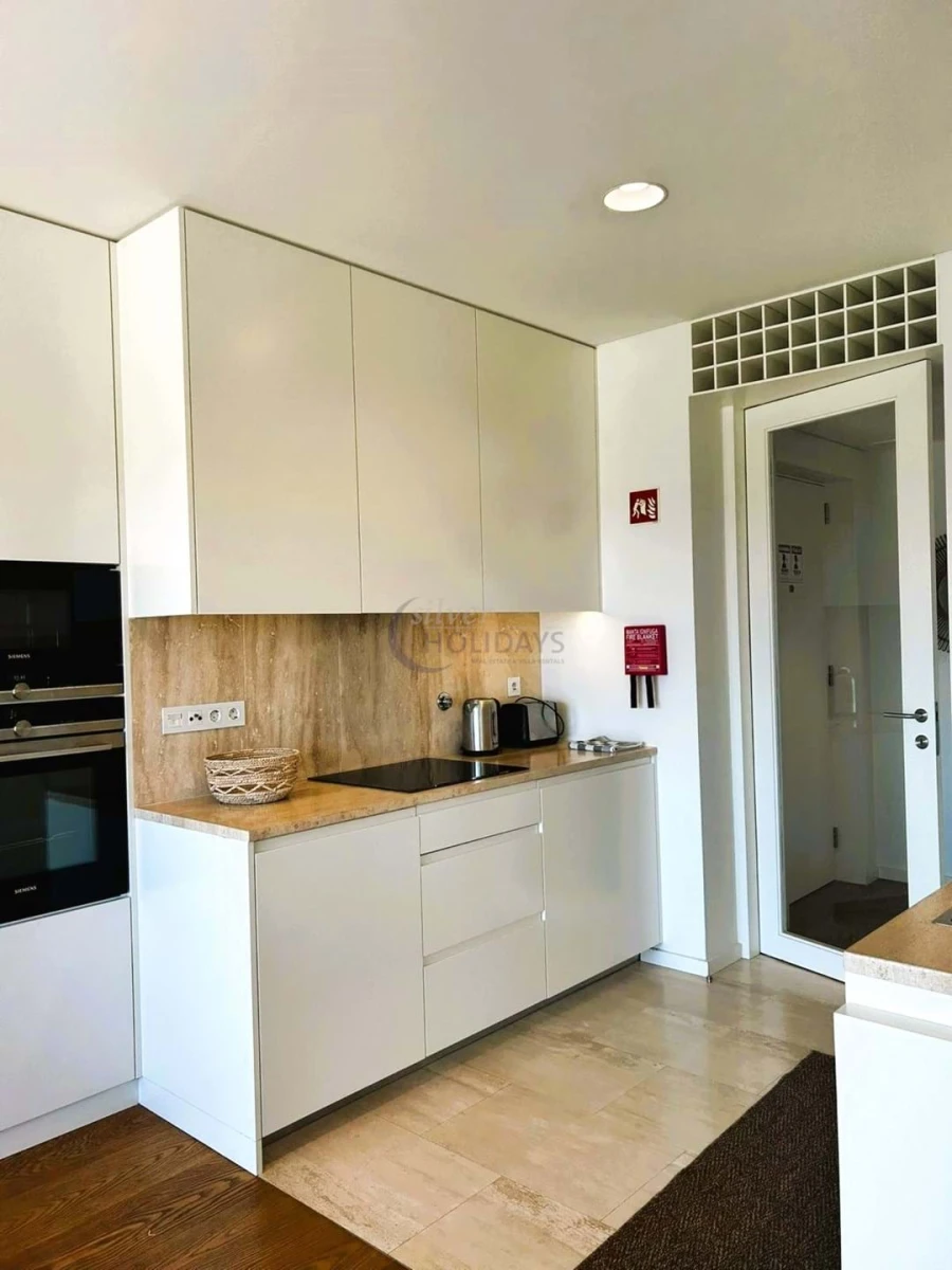 Apartamento T2 para Venda em Quarteira Foto 8