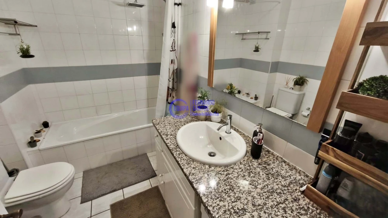 Apartamento T1 para Venda em Armação de Pera Foto 8