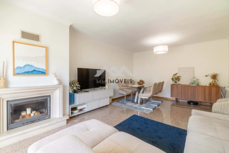 Apartamento T2 para Venda em Nogueira e Silva Escura Foto 38