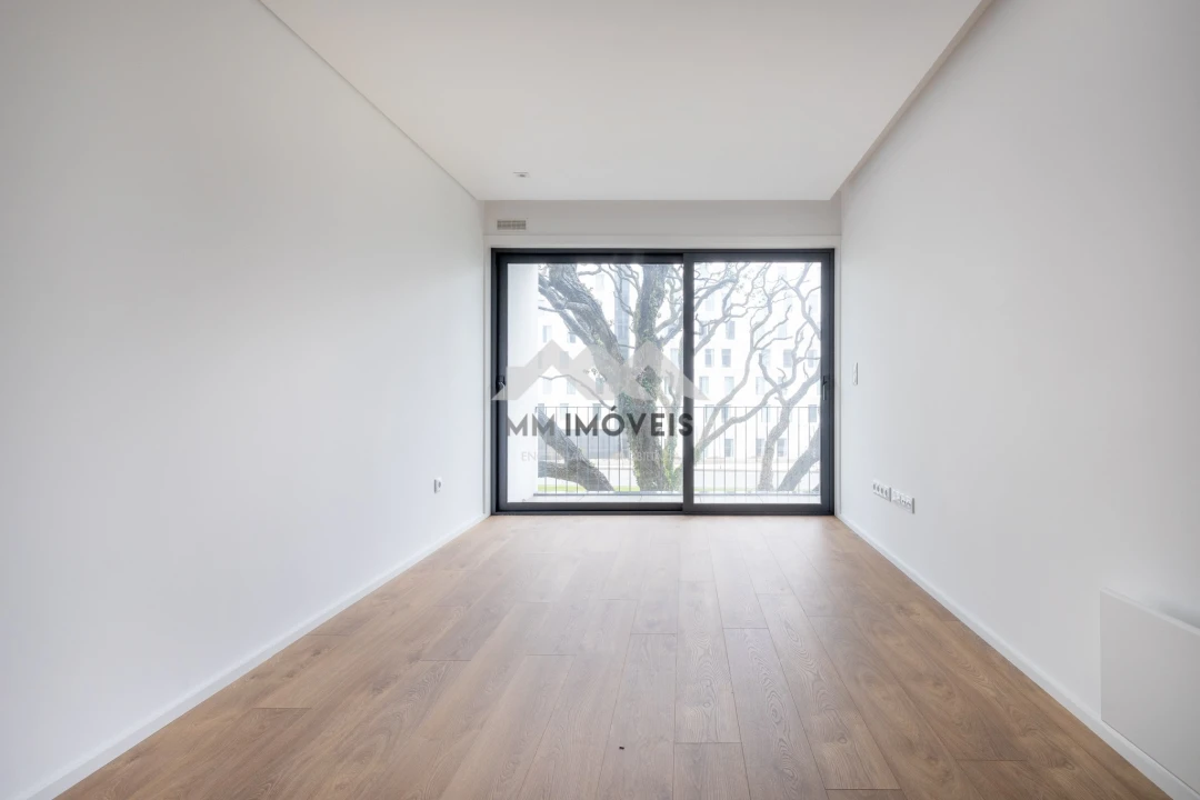 Apartamento T1 para Arrendamento em Paranhos Foto 13