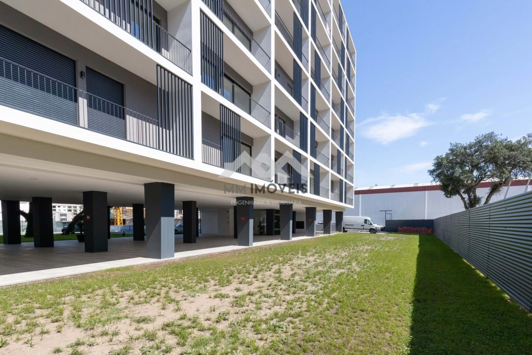 Apartamento T1 para Arrendamento em Paranhos Foto 26