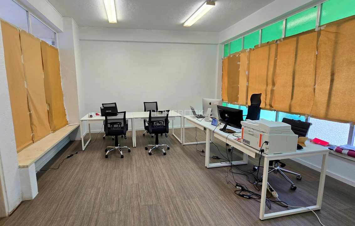 Negócio para Venda em Rio de Mouro Foto 3