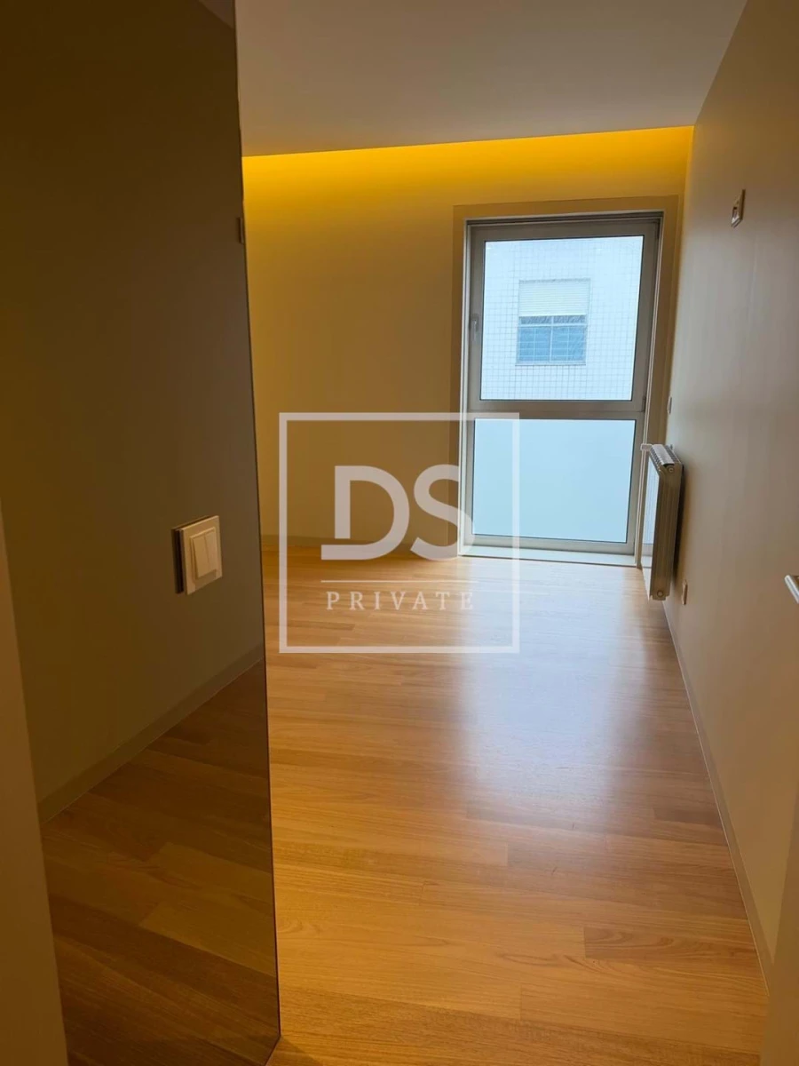 Apartamento T4 para Venda em Vila do Conde Foto 12