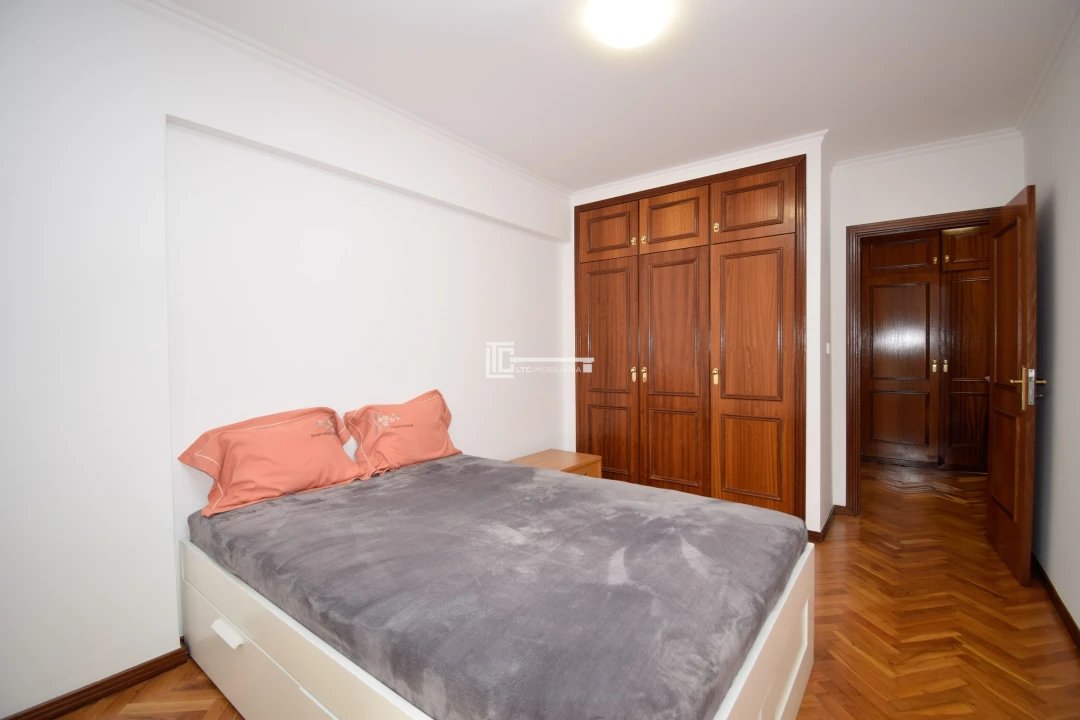Apartamento T2 para Arrendamento em Agualva e Mira-Sintra Foto 15