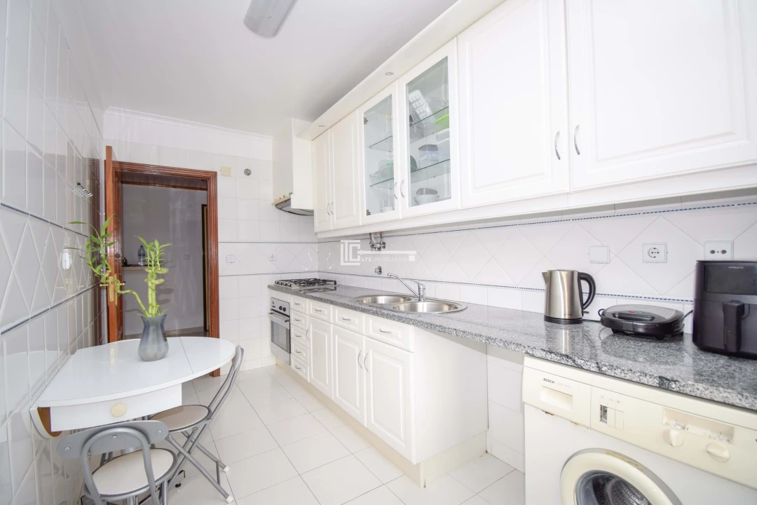 Apartamento T2 para Arrendamento em Agualva e Mira-Sintra Foto 21