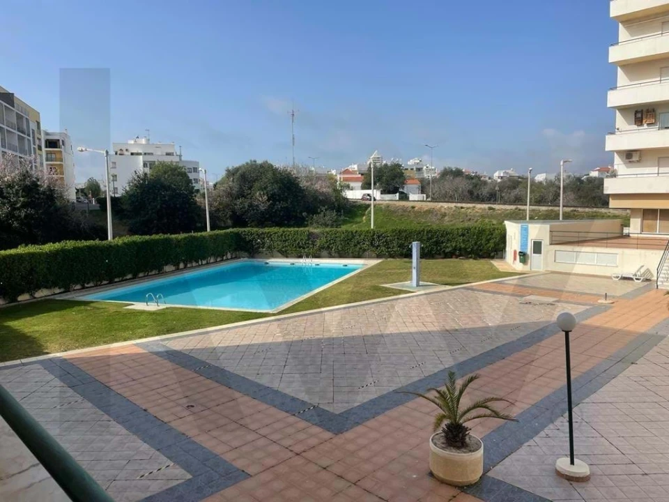 Apartamento T1 para Arrendamento férias em Armação de Pera Foto 2