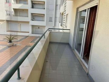 Apartamento T1 para Arrendamento férias em Armação de Pera