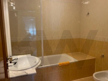 Apartamento T1 para Arrendamento férias em Armação de Pera