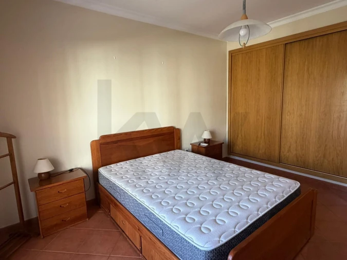 Apartamento T1 para Arrendamento férias em Armação de Pera Foto 7