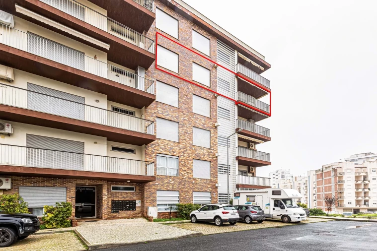 Apartamento T2 para Venda em Armação de Pera Foto 2