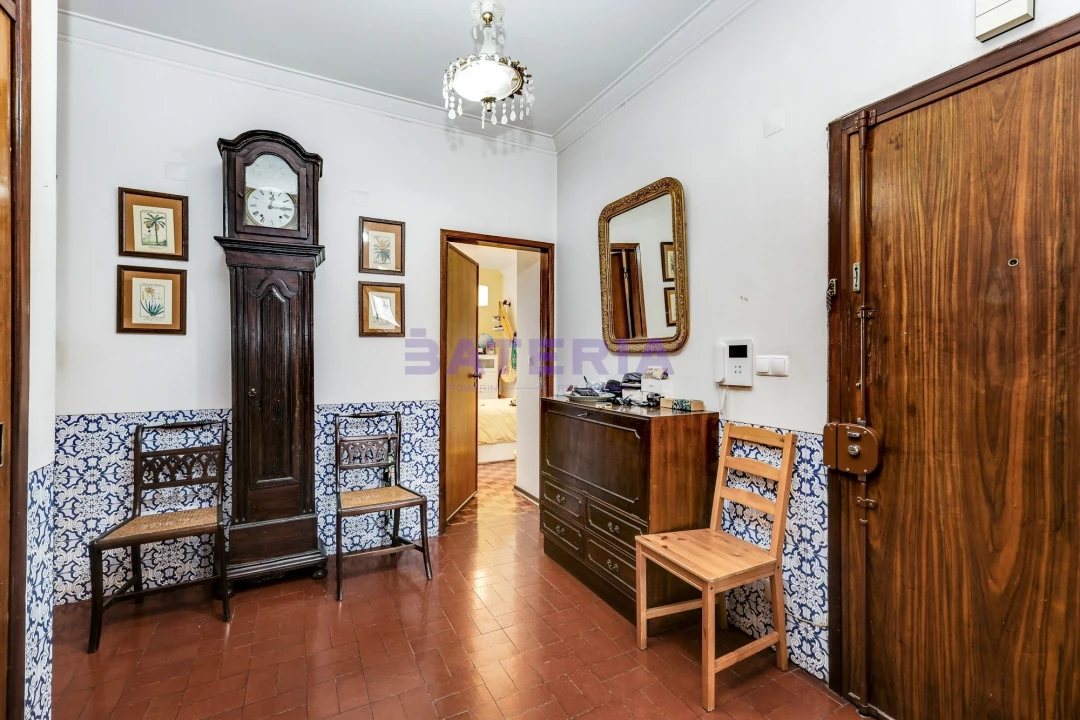 Apartamento T3 para Venda em Algés, Linda-A-Velha e Cruz Quebrada-Dafundo Foto 8