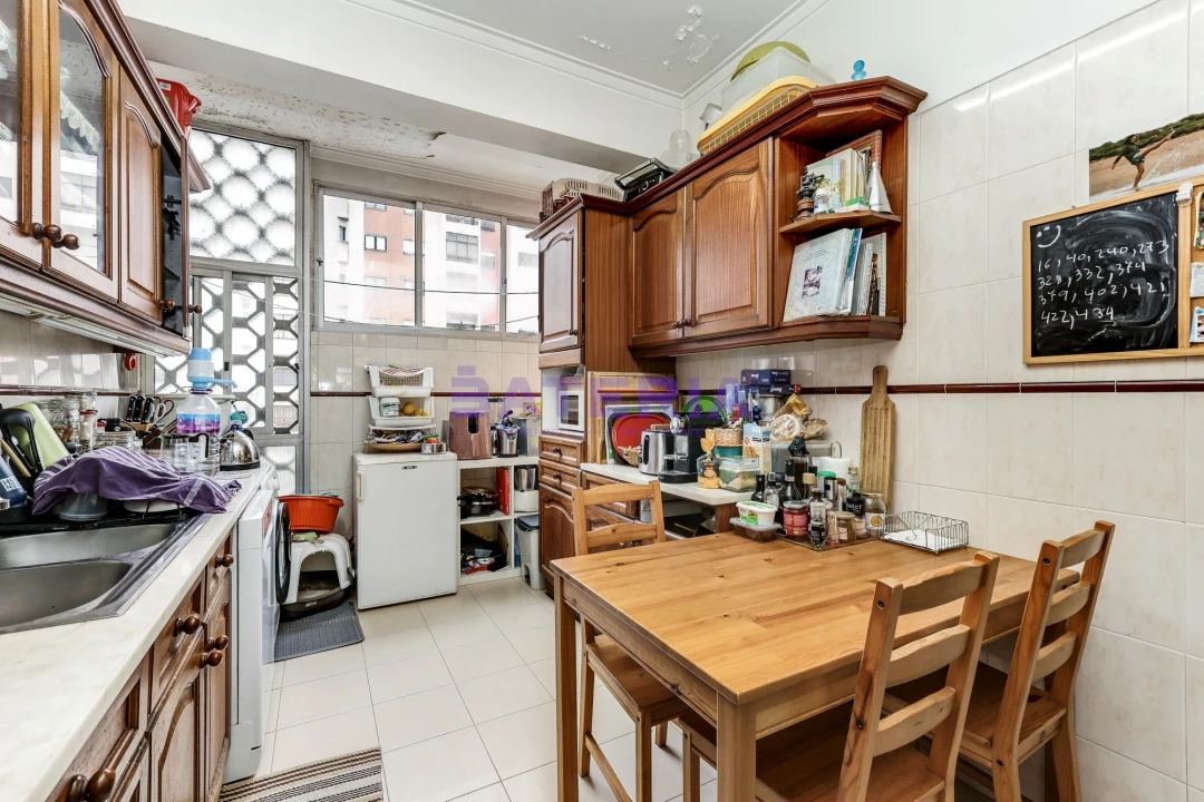 Apartamento T3 para Venda em Algés, Linda-A-Velha e Cruz Quebrada-Dafundo Foto 6