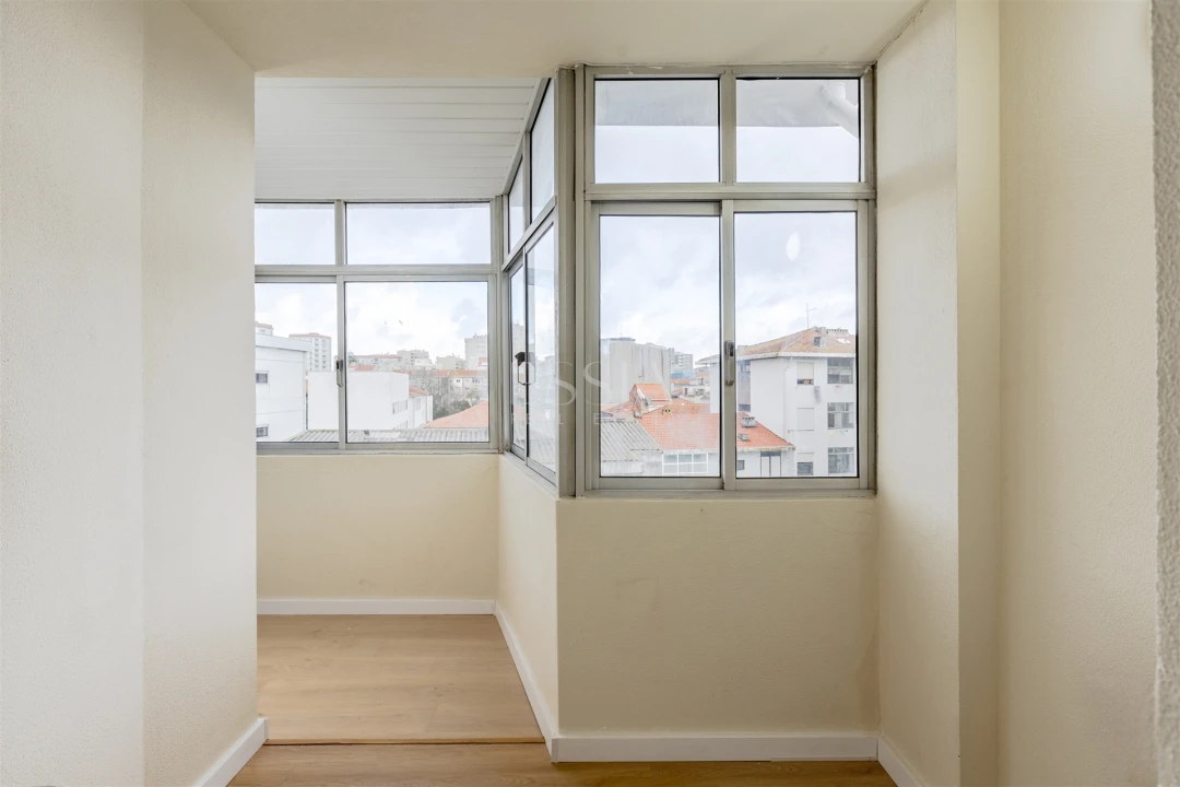 Apartamento T3 para Venda em Bonfim Foto 9