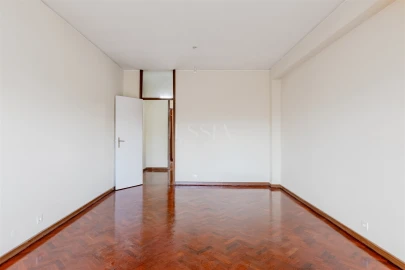 Apartamento T3 para Venda em Bonfim