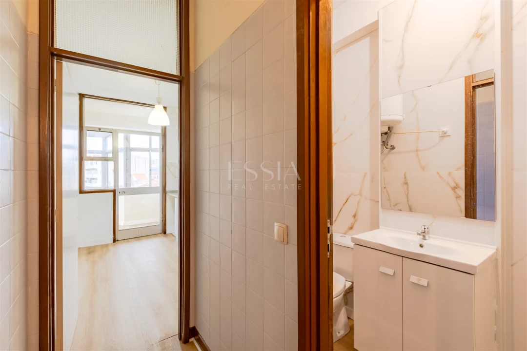 Apartamento T3 para Venda em Bonfim Foto 11